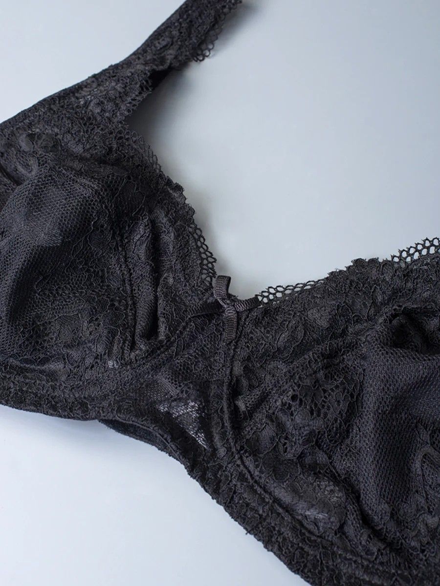 SíéLei merevítő nélküli csipkés melltartó SíéLei merevítő nélküli csipkés melltartó