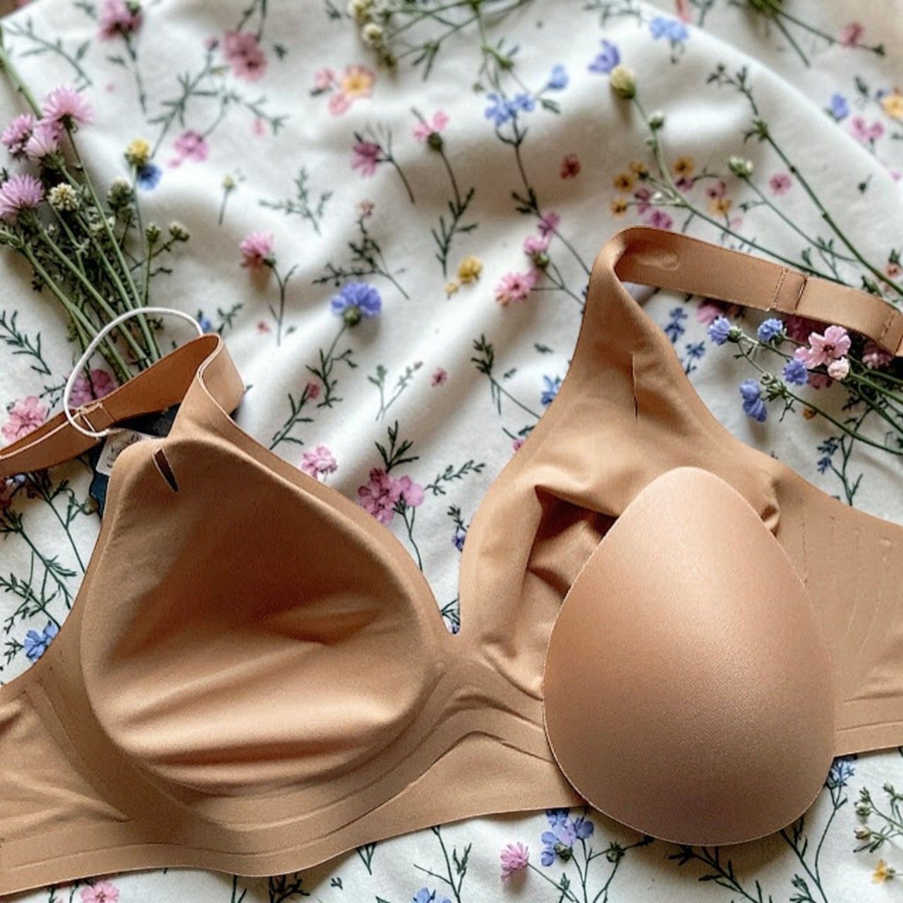 Leilieve merevítő nélküli relax melltartó