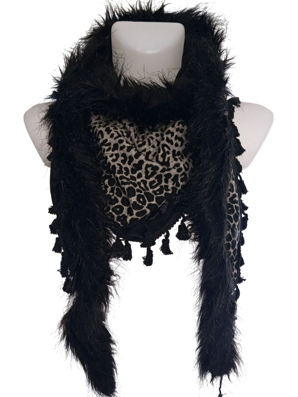 Szőrmés-rojtos fekete sál