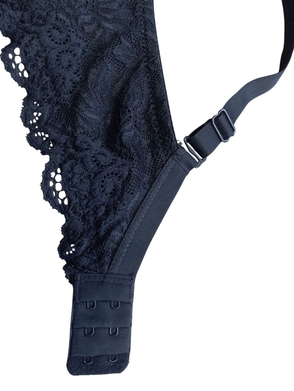 Lemila csipkés fekete merevítős push up melltartó Lemila csipkés fekete merevítős push up melltartó