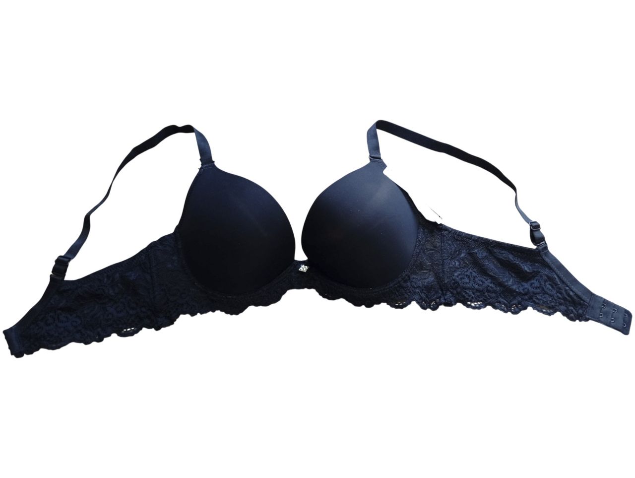 Lemila csipkés fekete merevítős push up melltartó Lemila csipkés fekete merevítős push up melltartó