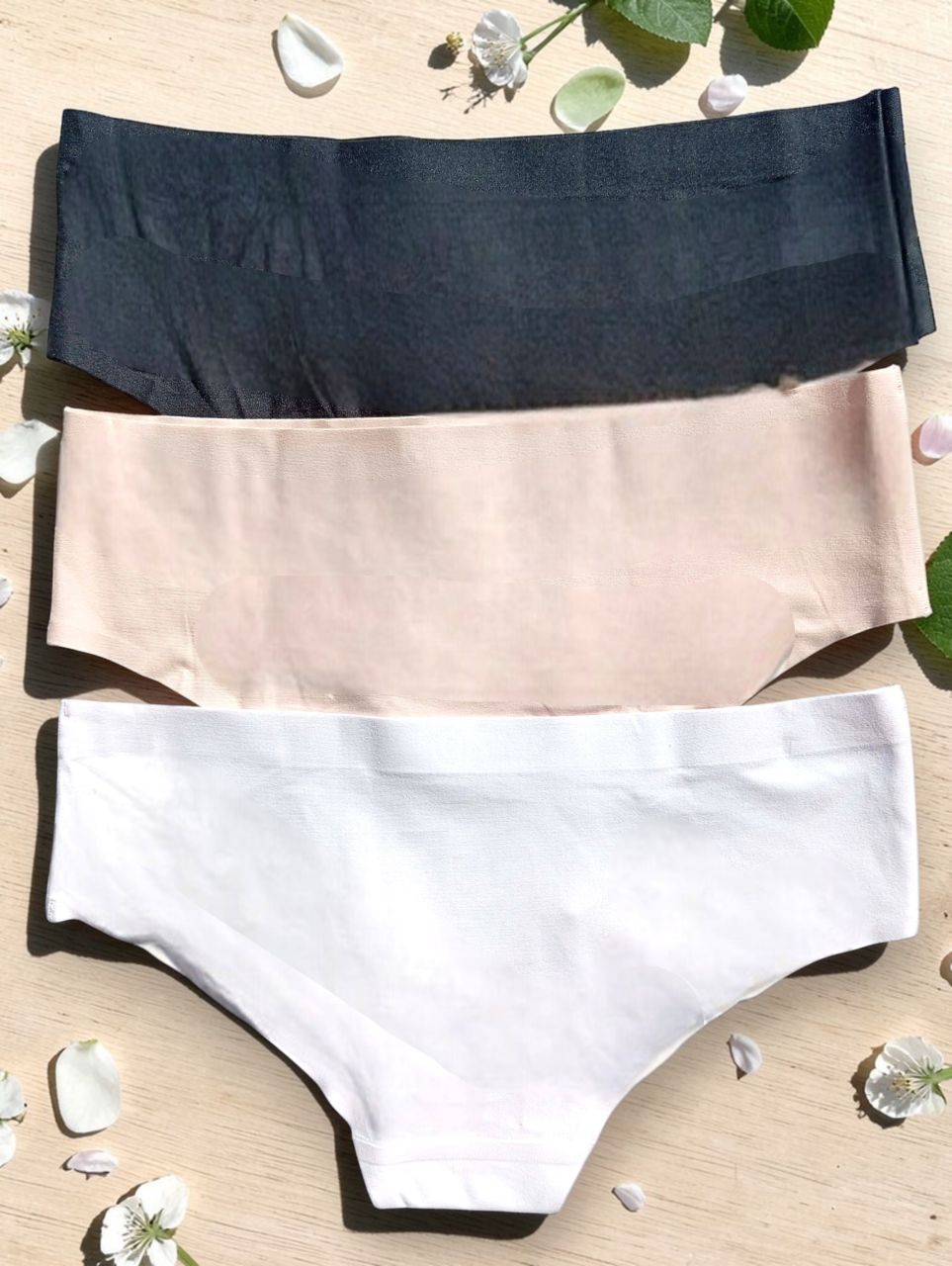 Lemila varrás nélküli brazil alsó, 3db Lemila varrás nélküli brazil alsó, 3db